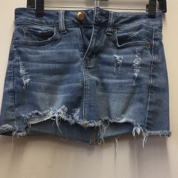 ripped jean skirt american eagle